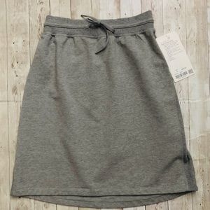 Lululemon Start Anew Gray Skirt Size 4 NWT